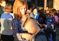 Horizon Students get a Heroes Welcome for the 1st Day of School